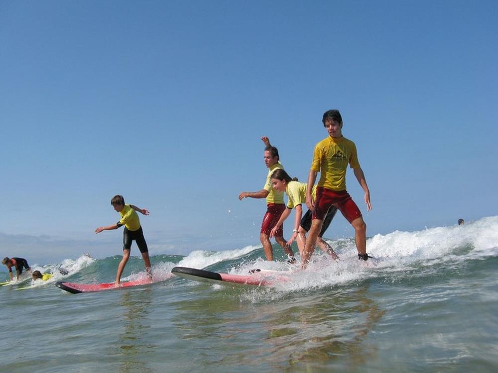 École de Surf La Vague Basque à BIARRITZ