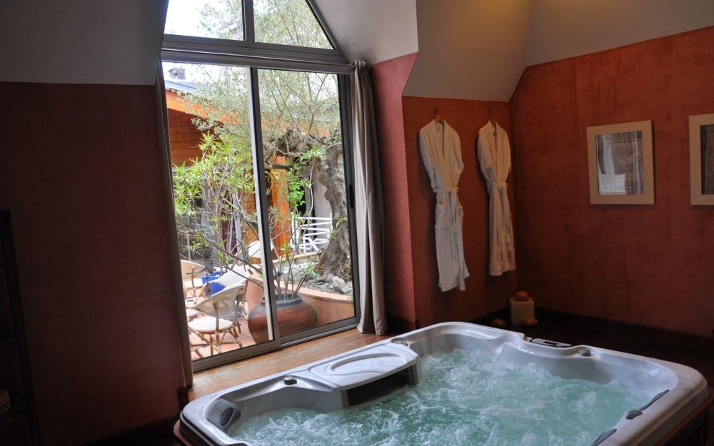 Hôtel Au Temps de la Reine Jeanne à Orthez (64) Hébergements