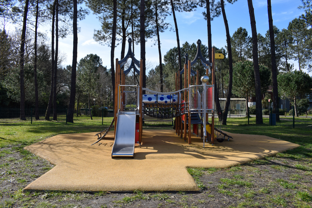 Aire de jeux pour enfants, Castets - photo 3
