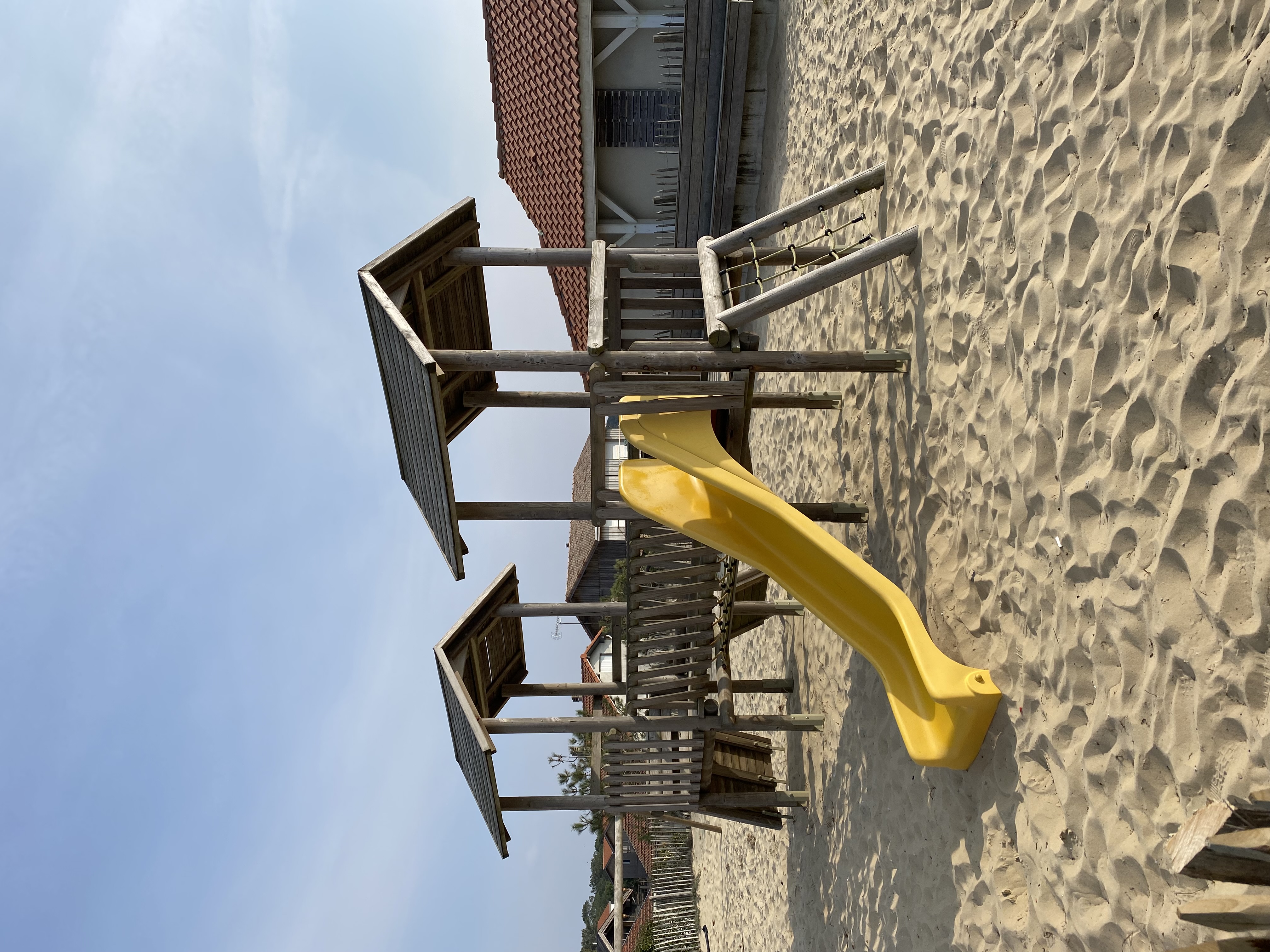 Aire de jeux pour enfants, Saint-Julien-en-Born - photo 2