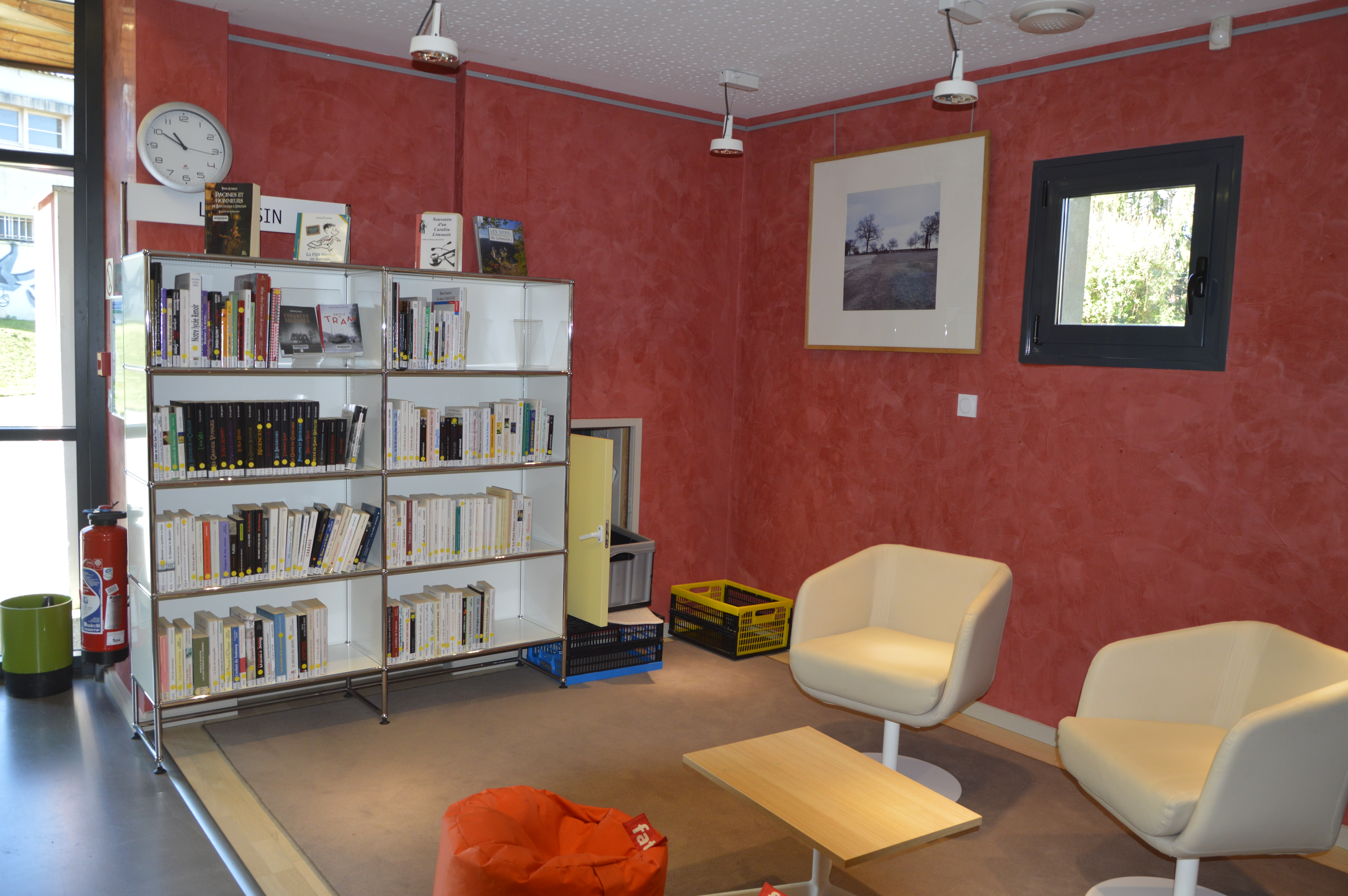 Bibliothèque Simone Veil d'Aixe-sur-Vienne, Aixe-sur-Vienne - photo 2