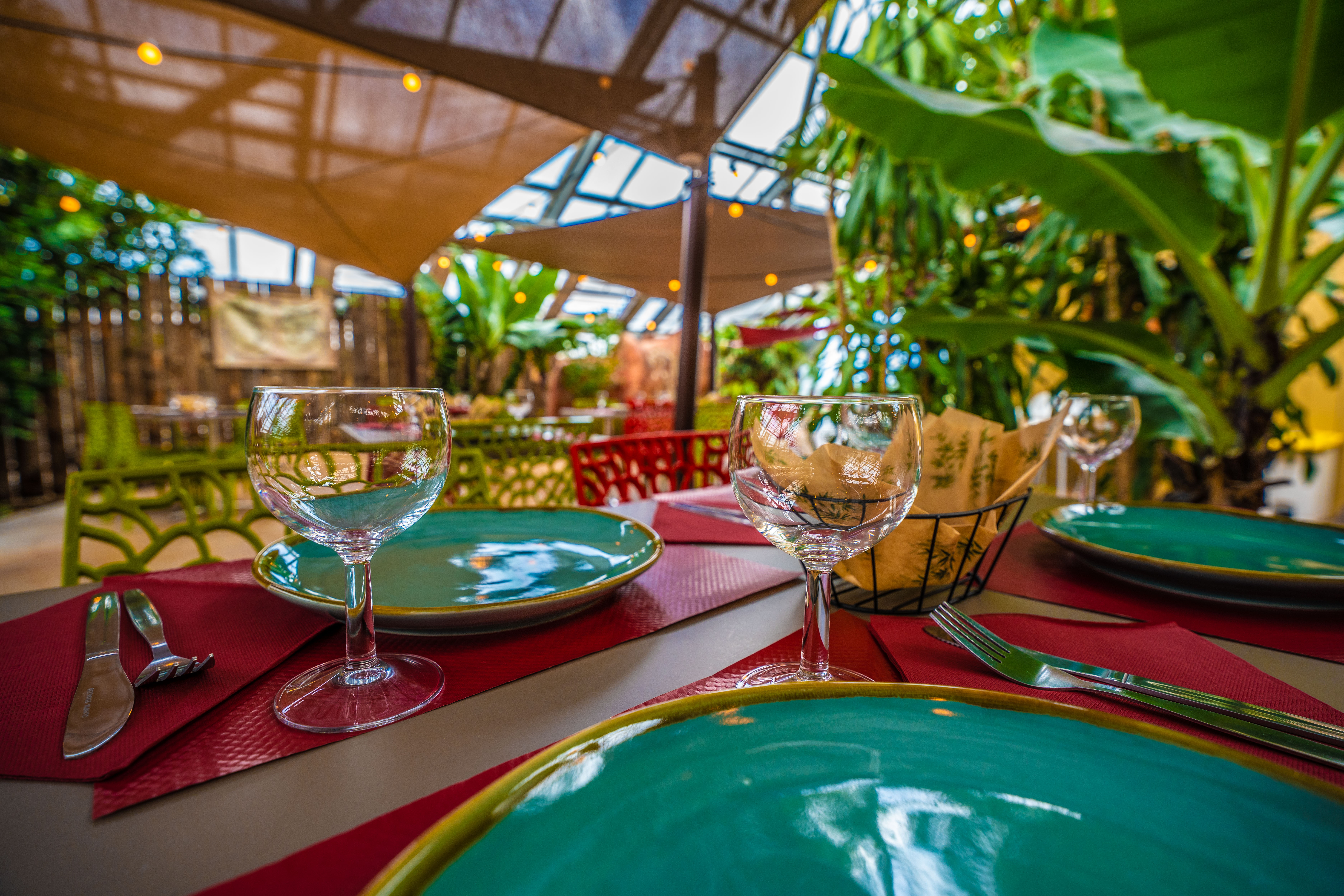 Le Sheppard Restaurant