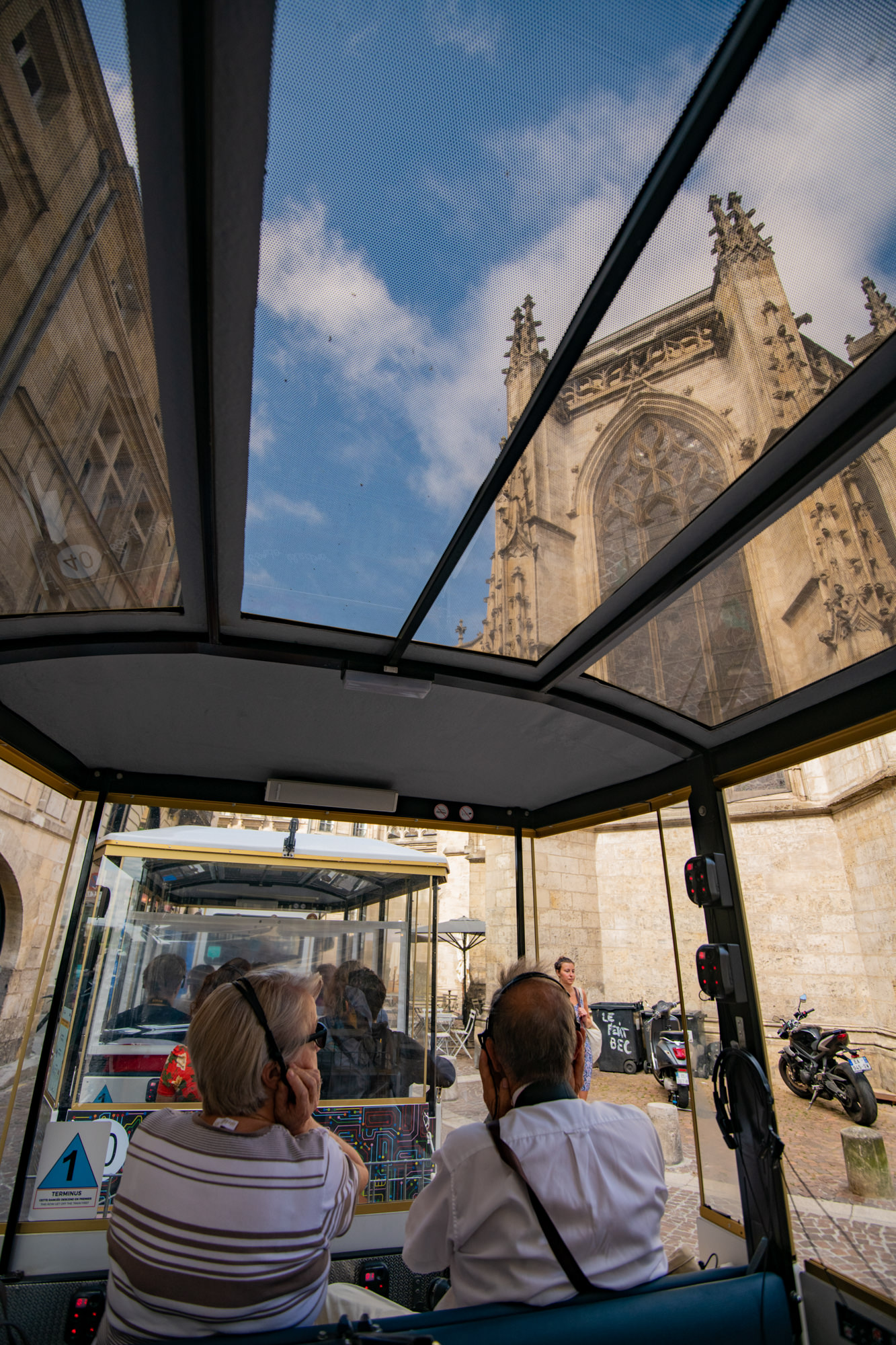 Le Train Touristique électrique de Bordeaux – by France Voguette