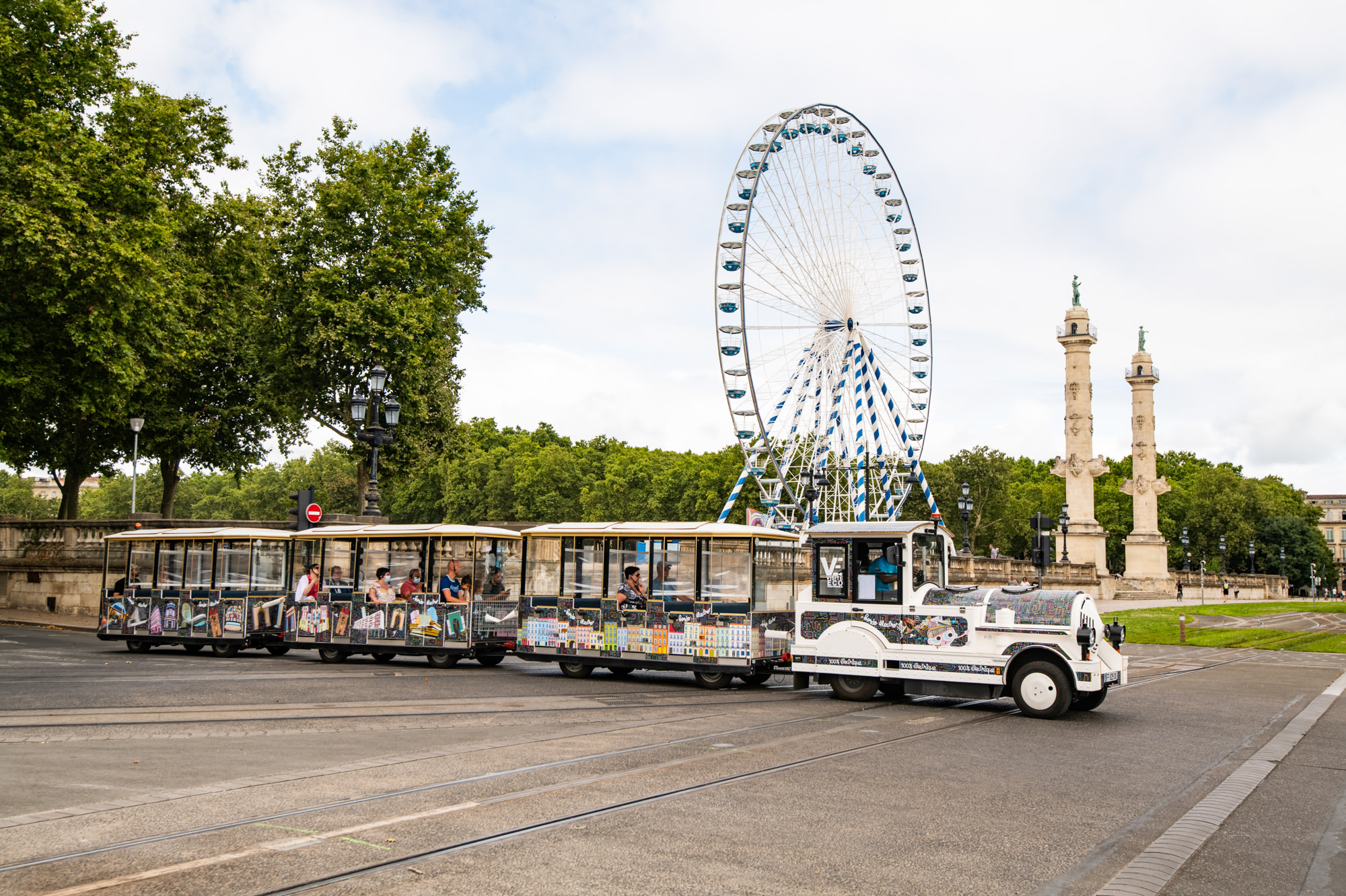 Le Train Touristique électrique de Bordeaux – by France Voguette