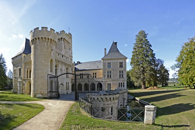 A l'Affut de la faune sauvage sur la boucle du Polissoir dans la forêt de Campagne, Campagne