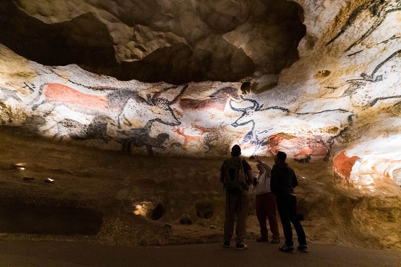 Les 10 ans de Lascaux IV - Lascaux "chronique d'une découverte en temps de guerre"