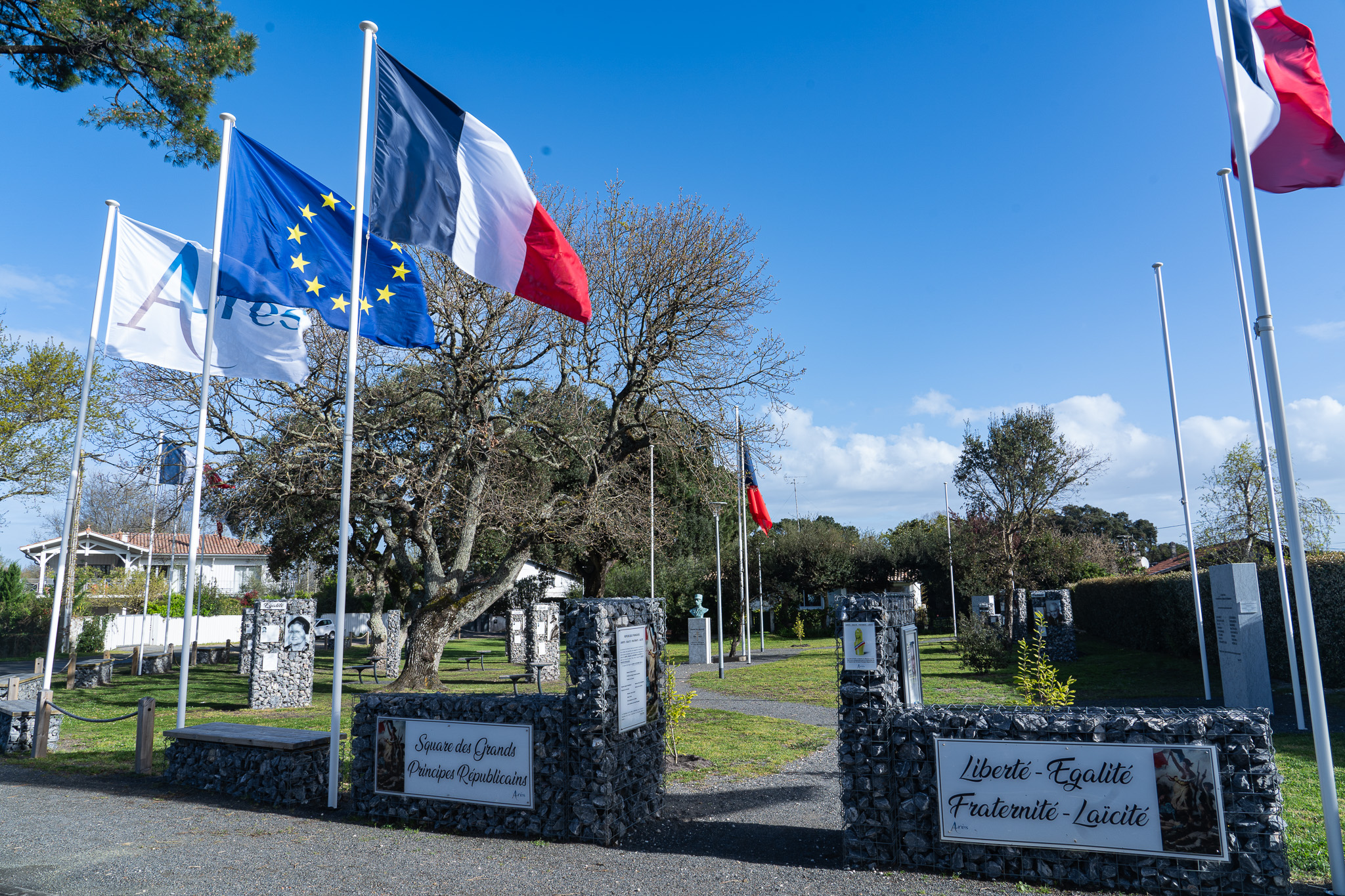 Square des grands principes républicains — Patrimoine industriel à Bassin d'Arcachon