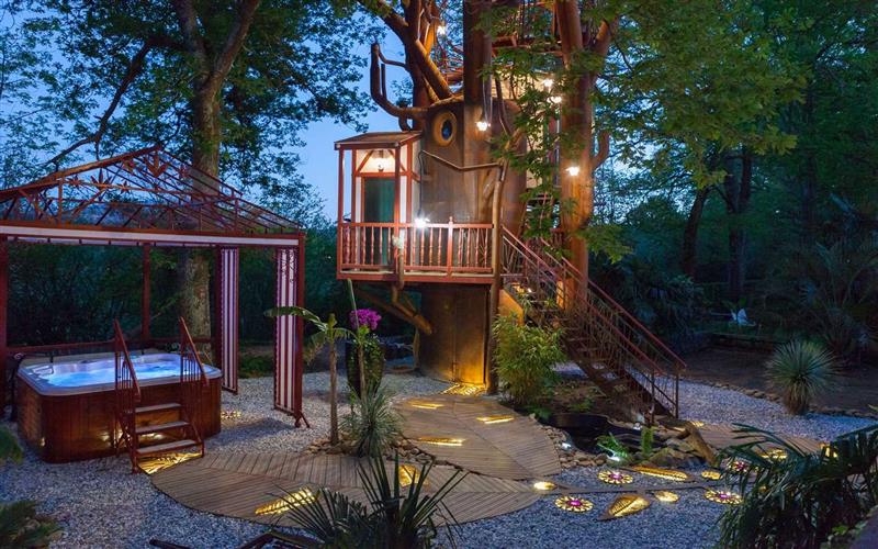 Les Nids d'Hôtes - Hébergements insolites