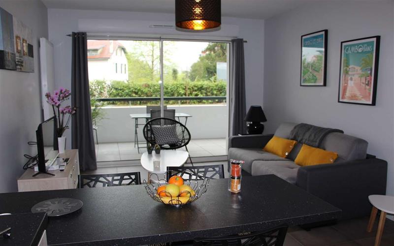 Cam 181 - Location Ilona 1 -  Mme Fressier