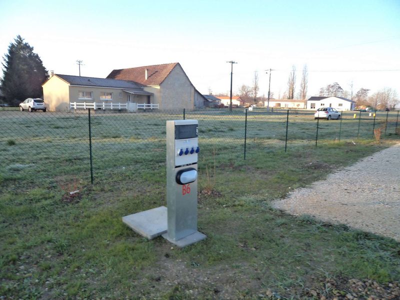 Aire municipale de Saint Germain et Mons, Saint-Germain-et-Mons