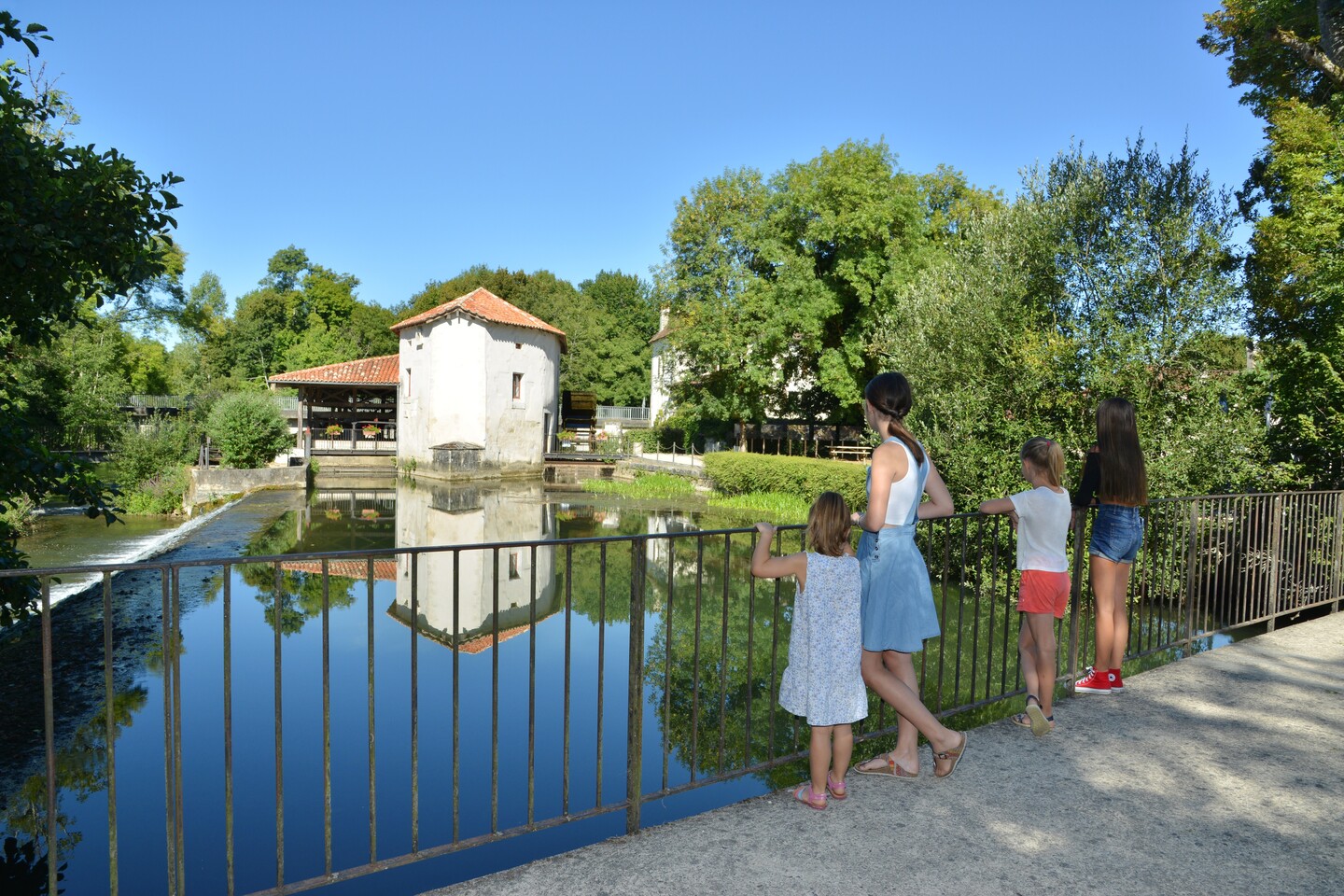 Arrêt sur Village - MONTAGRIER, Montagrier - photo 10