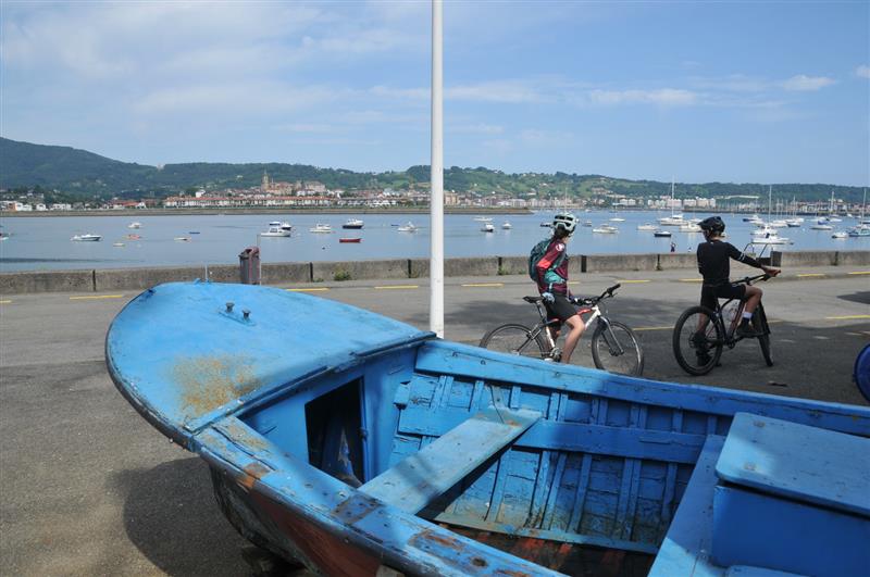 Des 2 côtés de la Bidassoa
