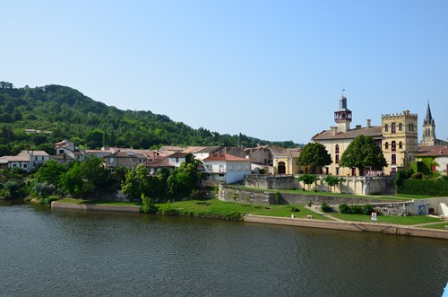 Castelmoron-sur-Lot, un port fluvial sur le Lot, Castelmoron-sur-Lot - photo 2