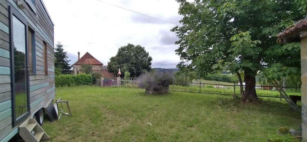Tiny House - Chez Valentine et Emeric, Queyssac-les-Vignes