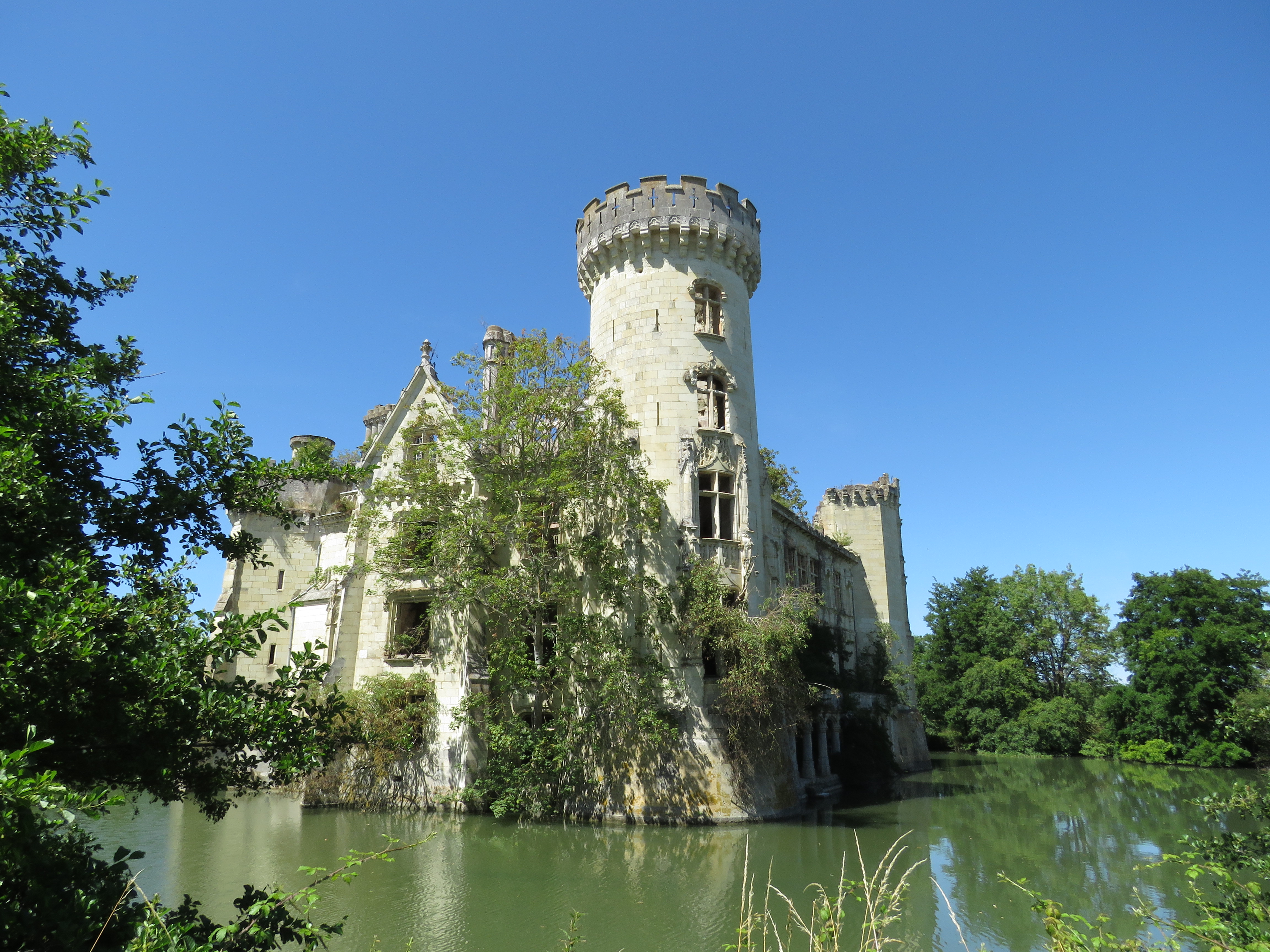 Château de La Mothe-Chandeniers, Les Trois-Moutiers - photo 10