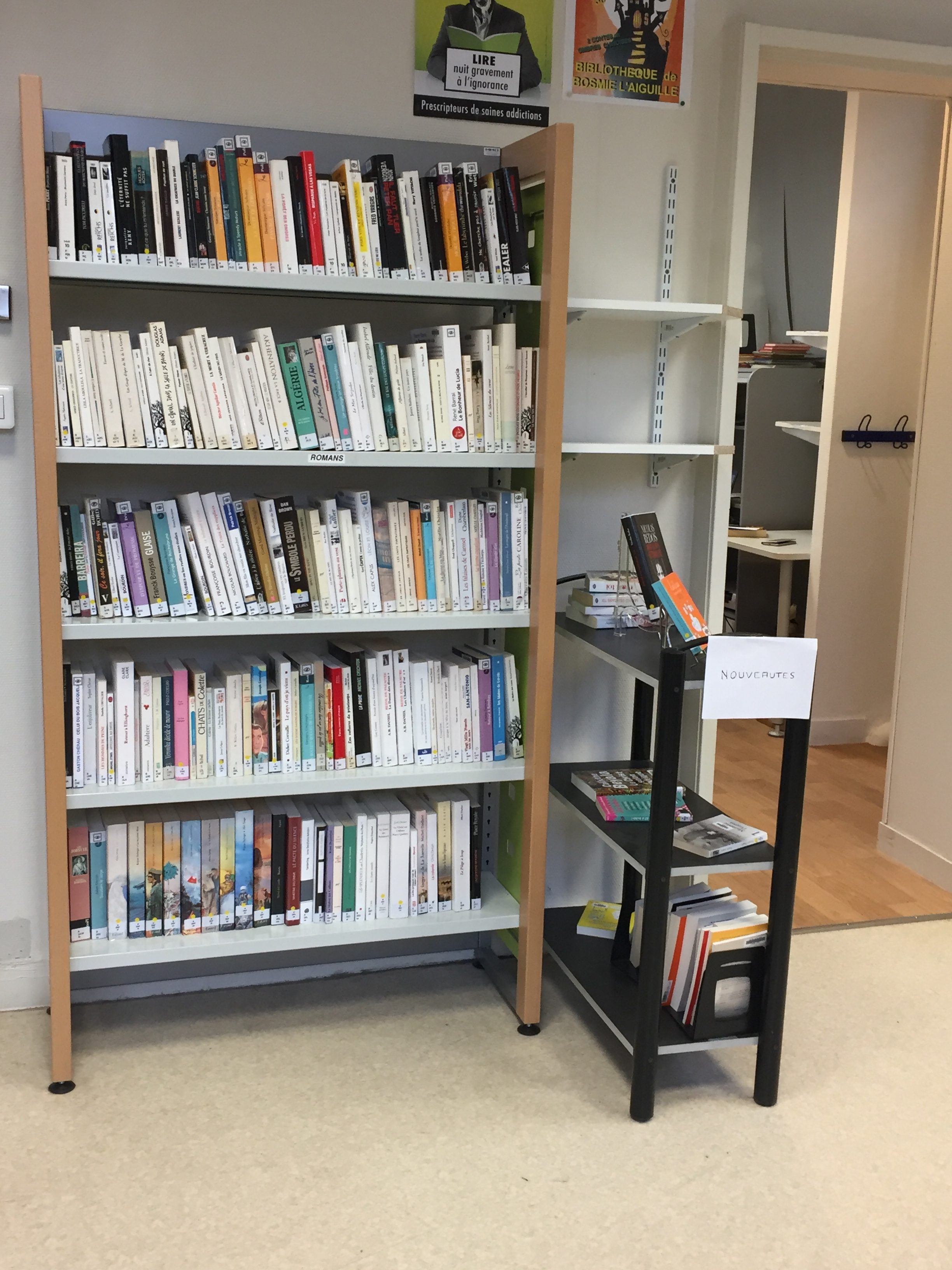 Bibliothèque de Bosmie l'Aiguille, Bosmie-l'Aiguille - photo 2