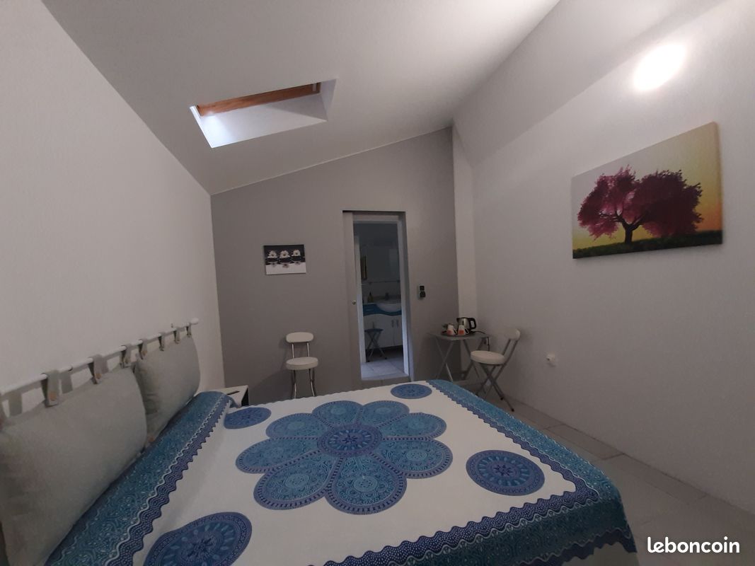 Madame Nathalie PAROUQUE