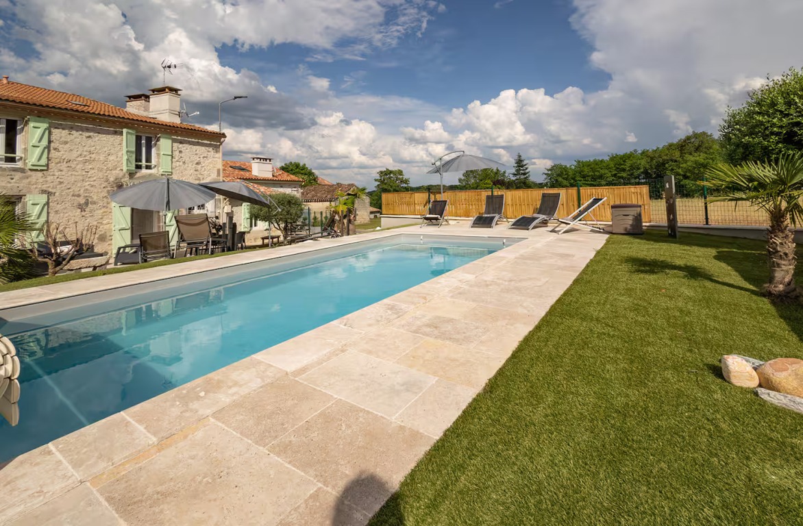 Les 2 Tilleuls, Ambrus - photo 2