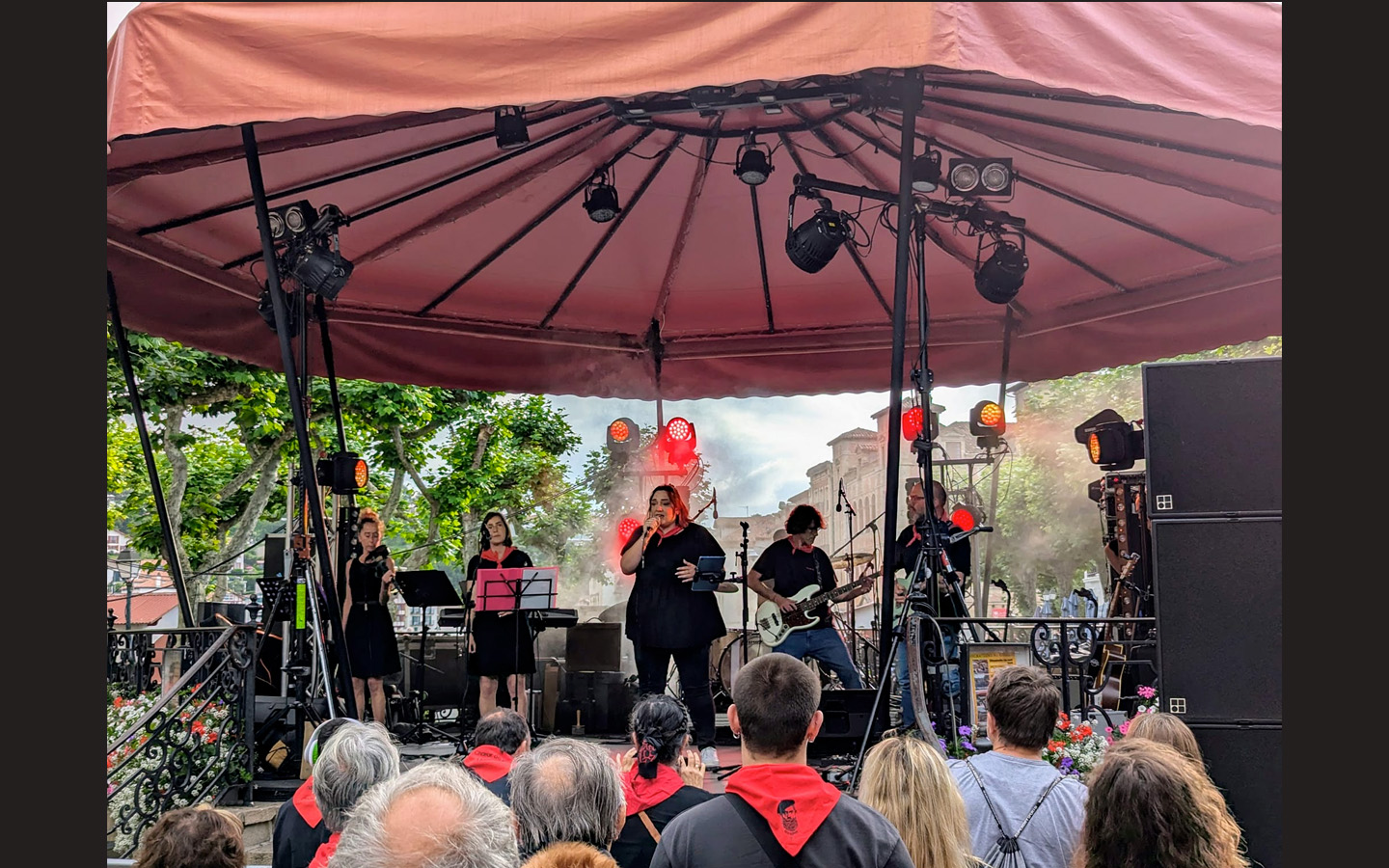 Concert avec Badian Bele - Tribute Sorotan Bele