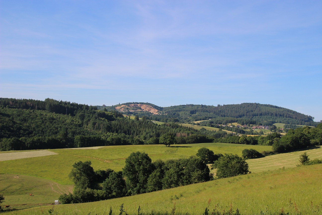 La boucle de Sainte-Geneviève, Saint-Julien-le-Petit