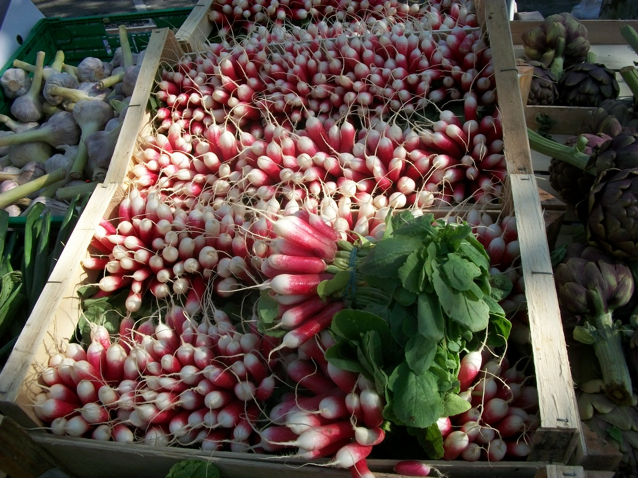 Marché traditionnel d'Aiguillon, Aiguillon - photo 2