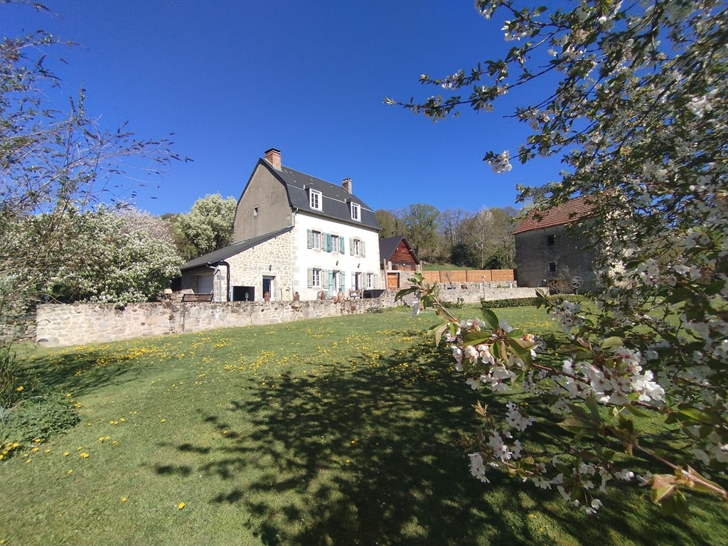 Les Cailloux, chambre d'hôtes à Sainte-Feyre