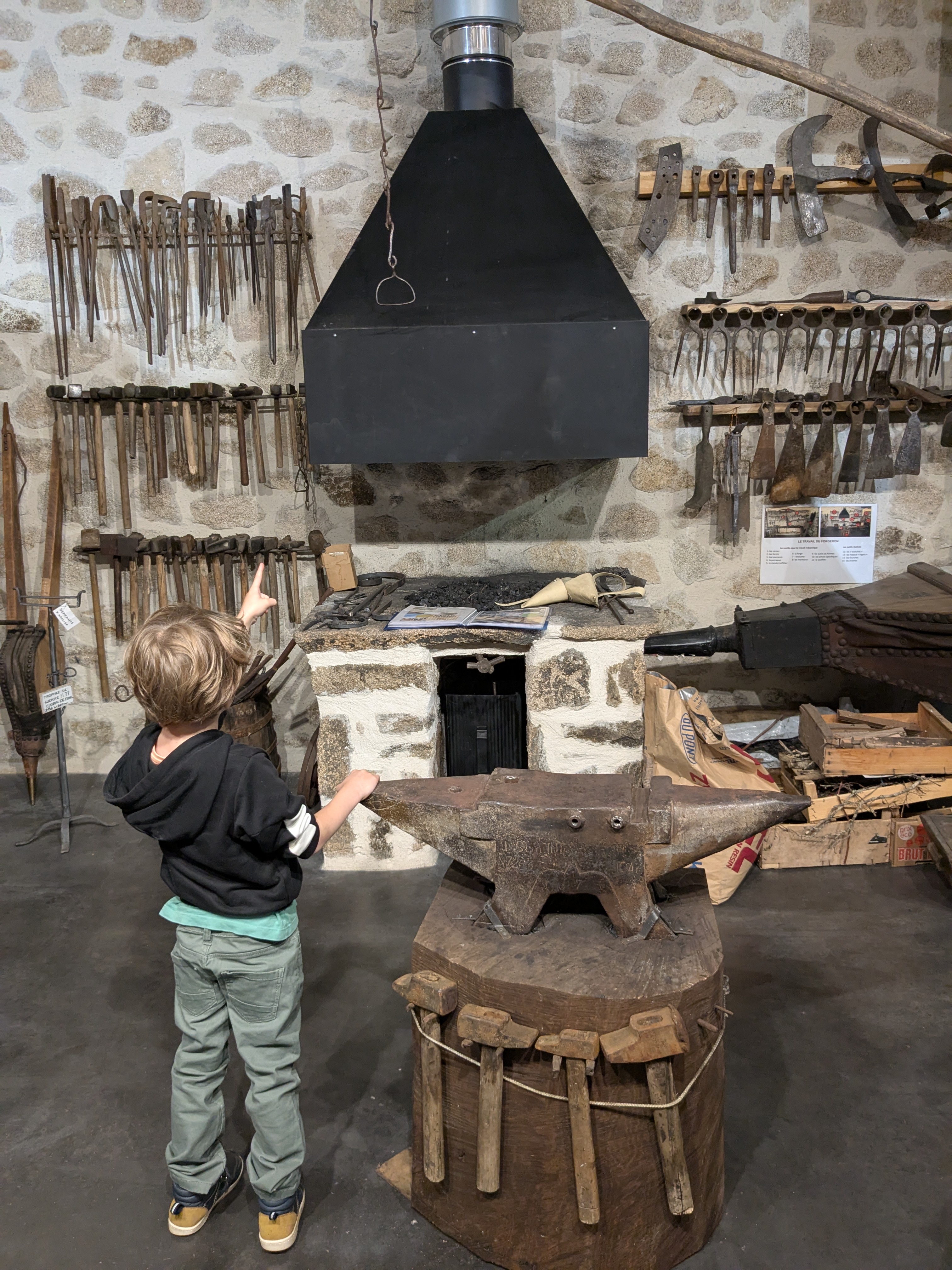 La Forge de Charles : Activités au Musée, Orliac-de-Bar