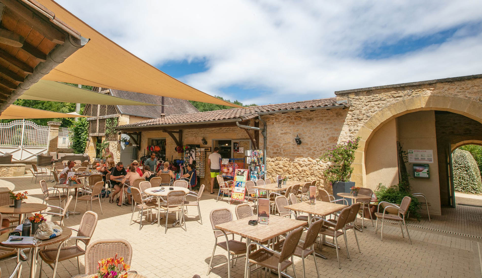 Camping Le Paradis, Saint-Léon-sur-Vézère - photo 17