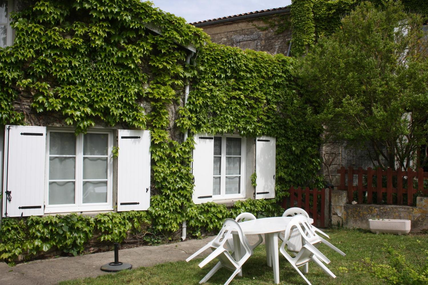 Au port de Cheusse (G 701), Arçais - photo 11