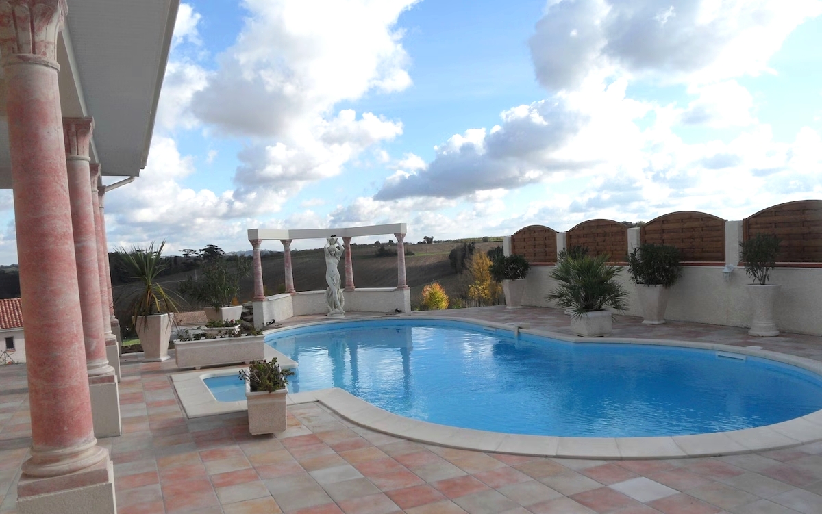 Villa Carthage, Calignac