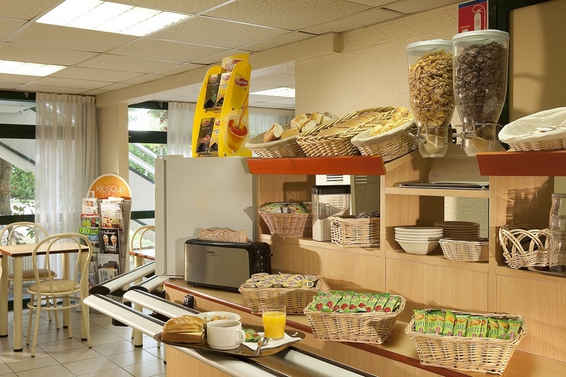 Hôtel Première Classe Niort-La Crèche - photo 3