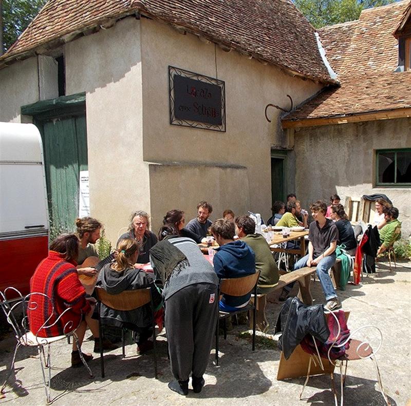 Lacaze aux Sottises