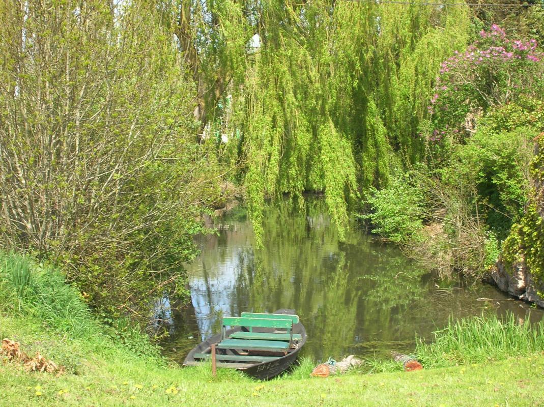 Au port de Cheusse (G 701)