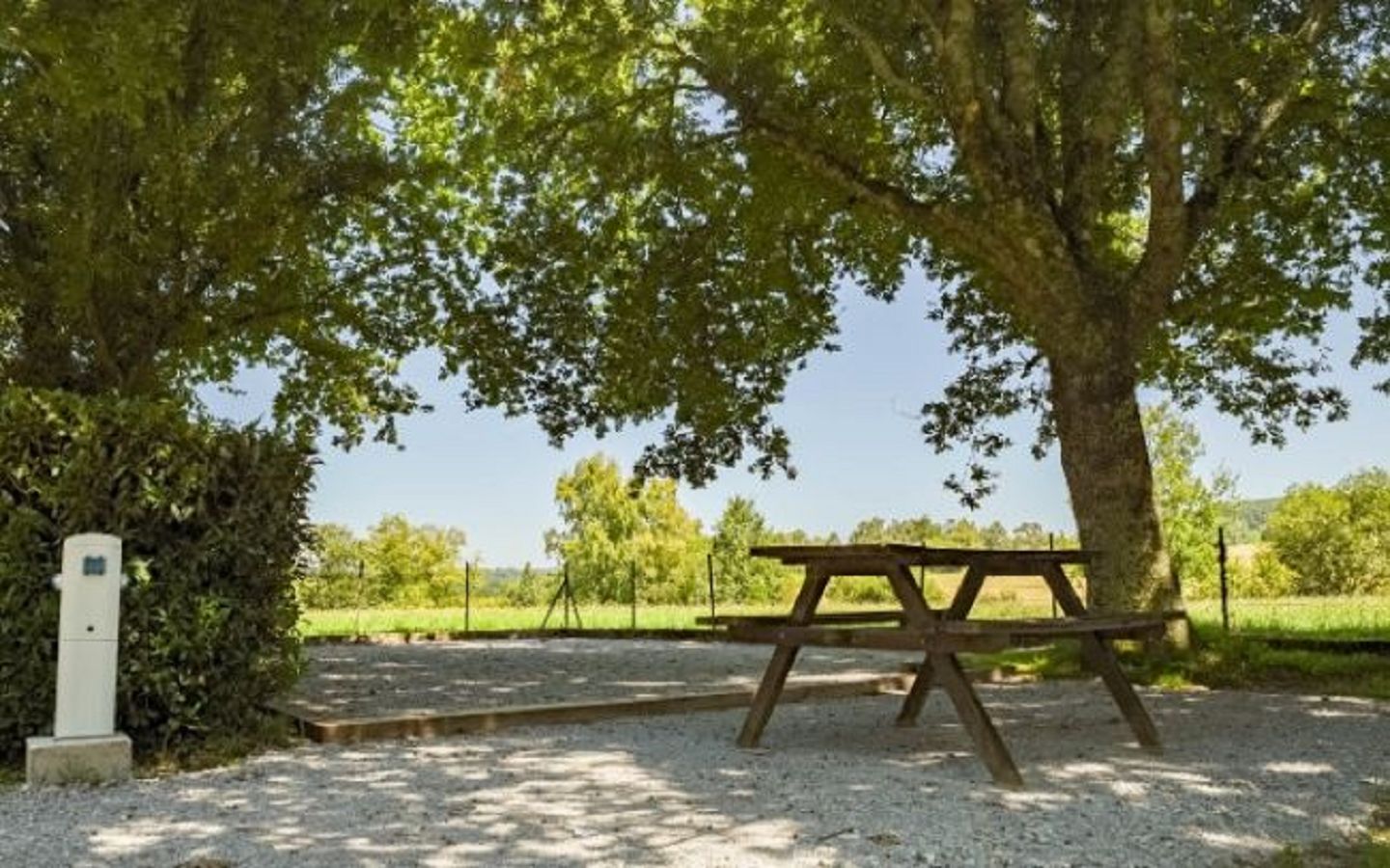 Aire de camping-car "Camping de mon Village" - photo 4