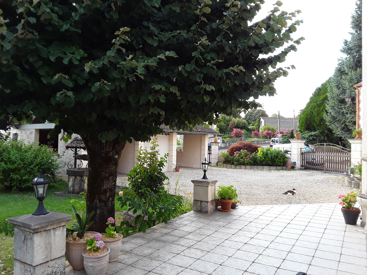 Chez Domi au Jardin du Bourg - chambres d'hôtes, Javerlhac-et-la-Chapelle-Saint-Robert - photo 39