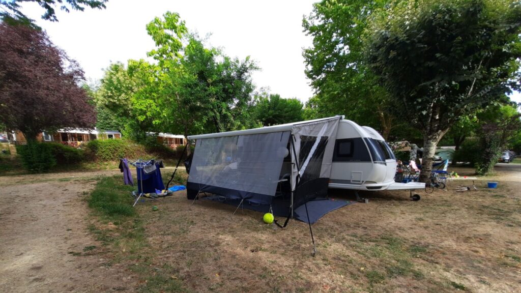 Camping Pré des Pèlerins, Veix - photo 7