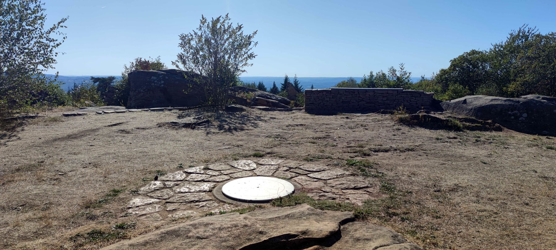 Du Puy au Canal, Aubazines