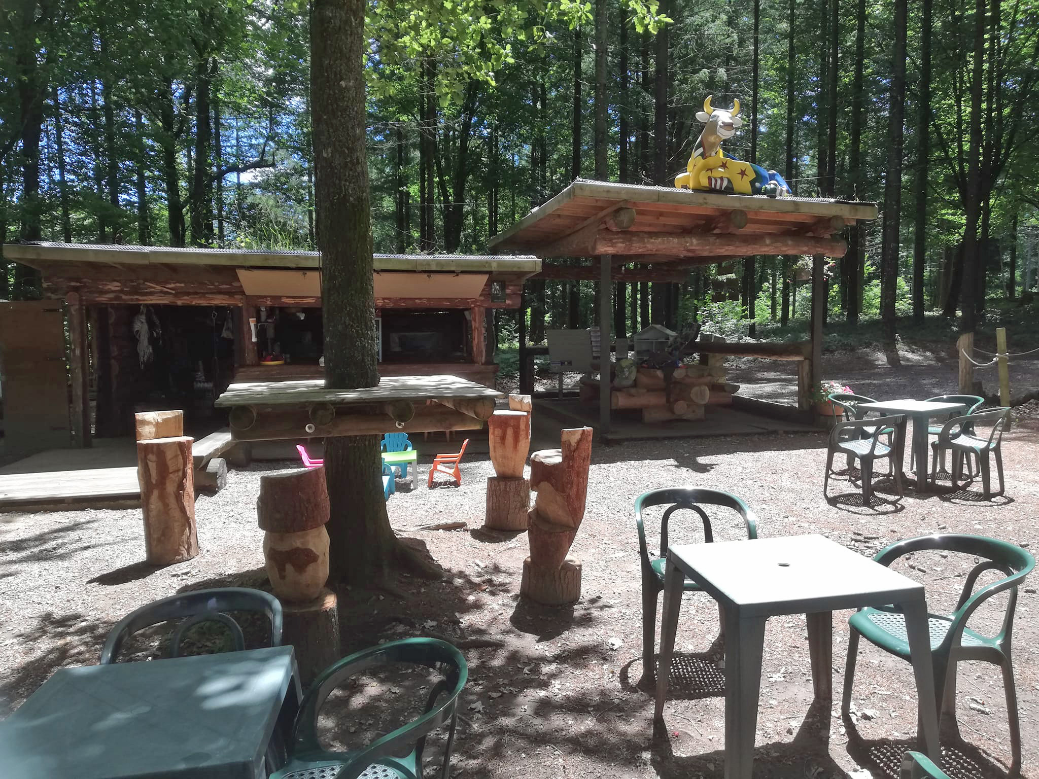 Exposition 'Finc art & cow", Camps-Saint-Mathurin-Léobazel - photo 2