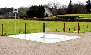 Aire d'accueil de camping-cars de Meilhards, Meilhards - photo 2