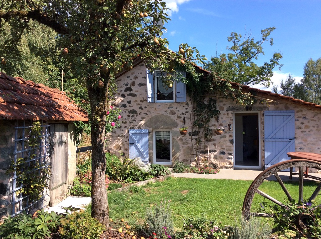 Meublé de Tourisme PEYRAT