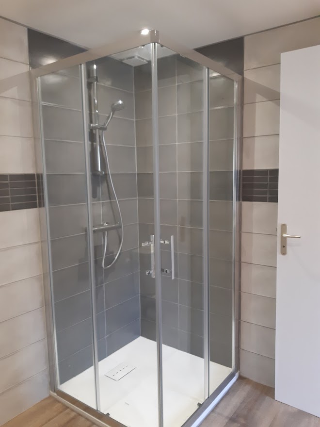 Meublé de Tourisme La Petite Maison de Lestrade, Saint-Angel