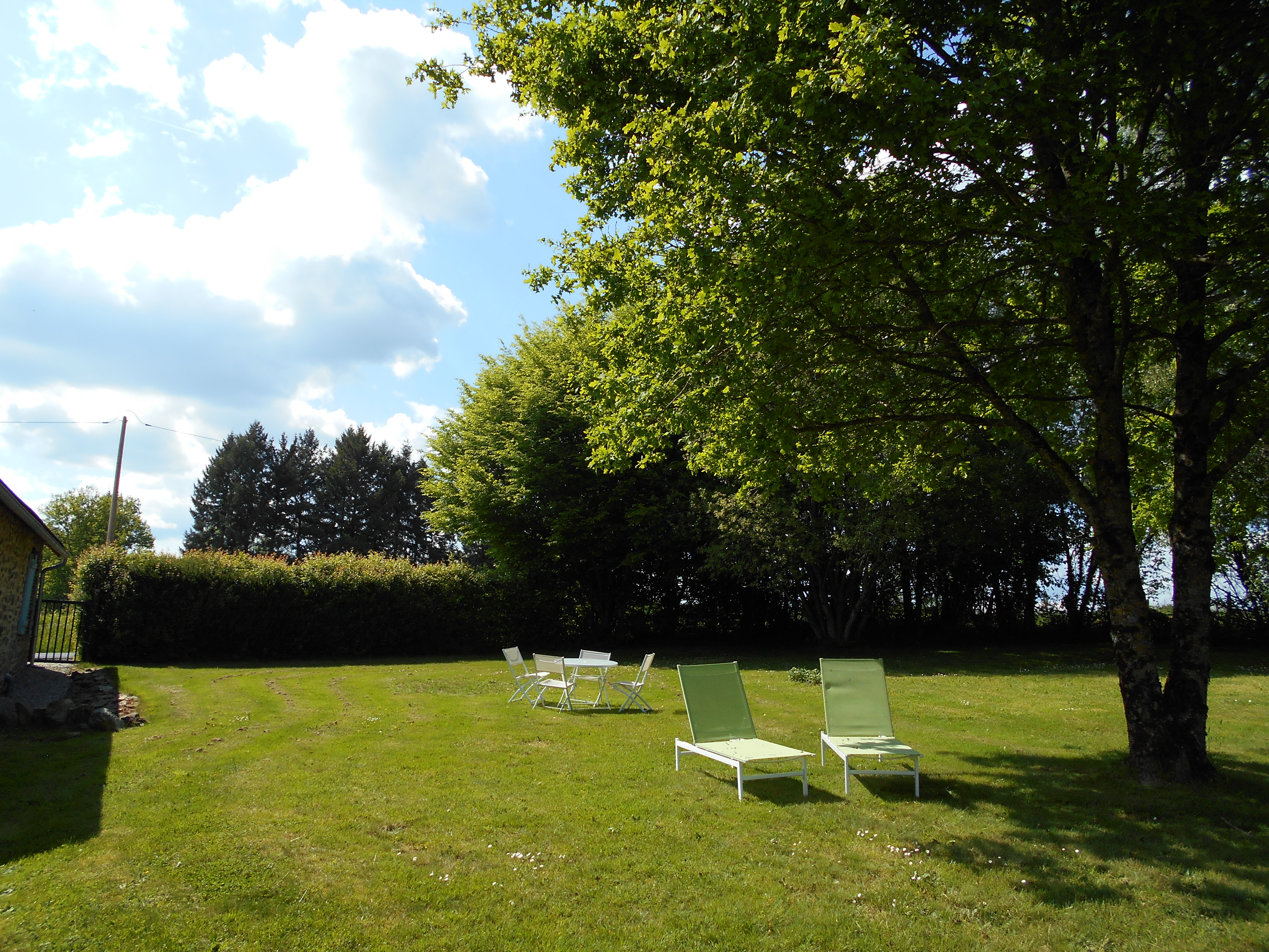 Meublé de Tourisme LES LANDES, Saint-Ybard - photo 7