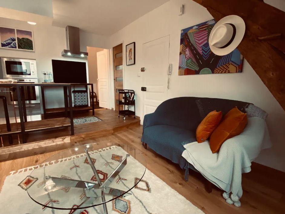 Meublé de Tourisme Rose Apt Bertrand Born-2eme étage