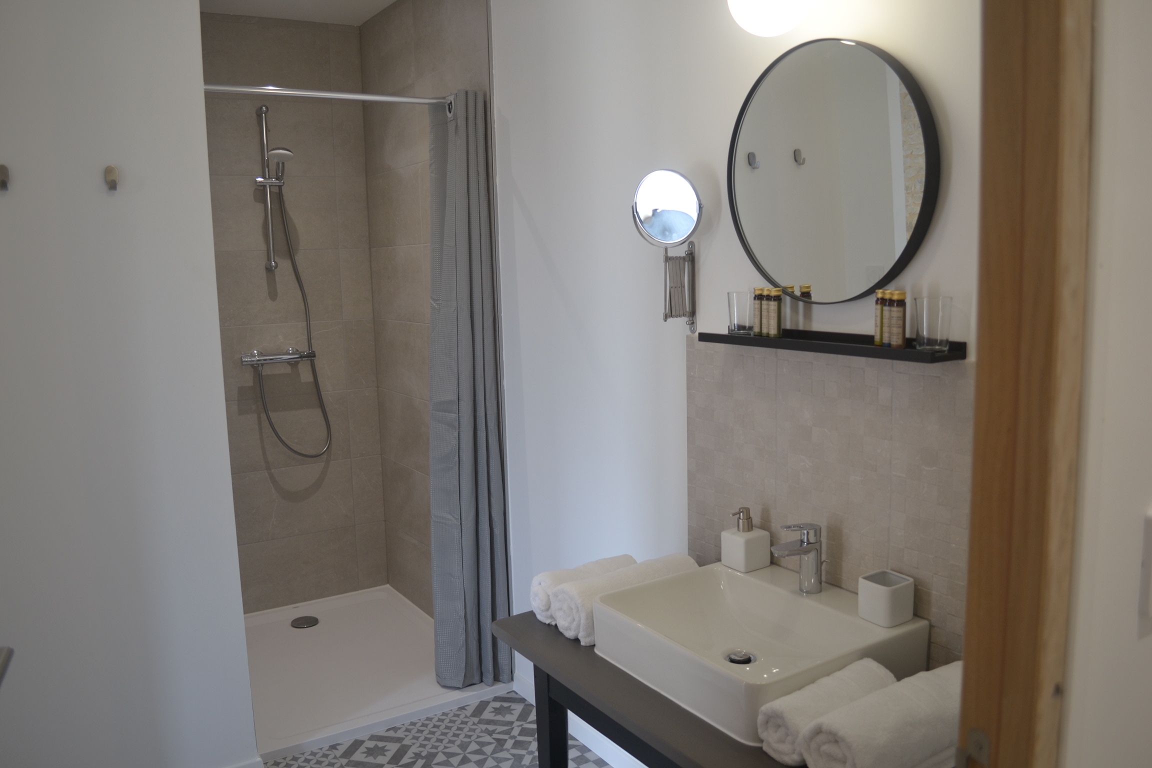 Au Logis de Bellefois, Neuville-de-Poitou - photo 4