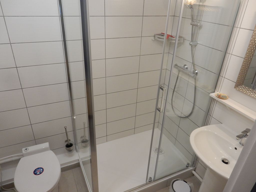 "Les Pieds dans l'Eau " Grande capacité - 15 personnes, Le Grand-Bourg