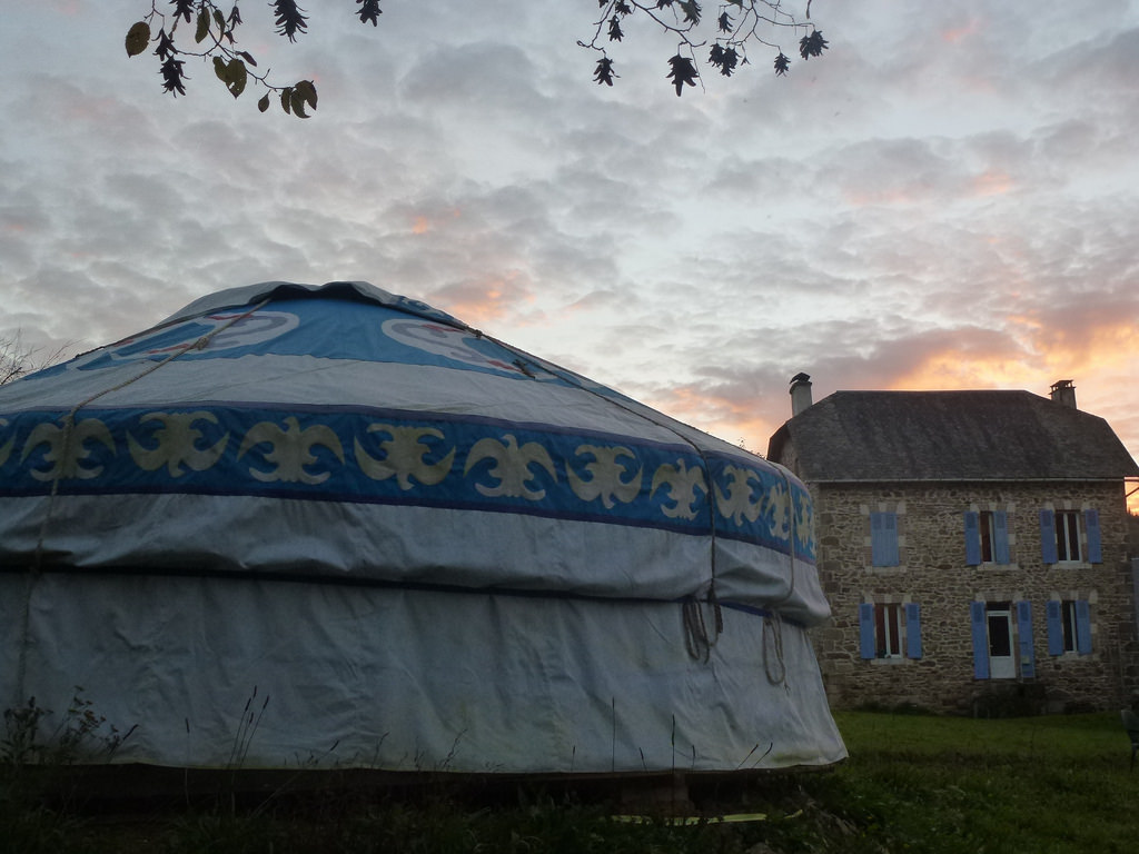 La Cour des Abeilles - photo 4