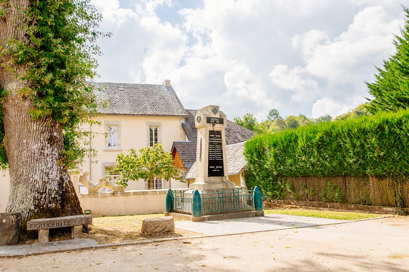 Lagarde-Marc-la-Tour, Lagarde-Marc-la-Tour