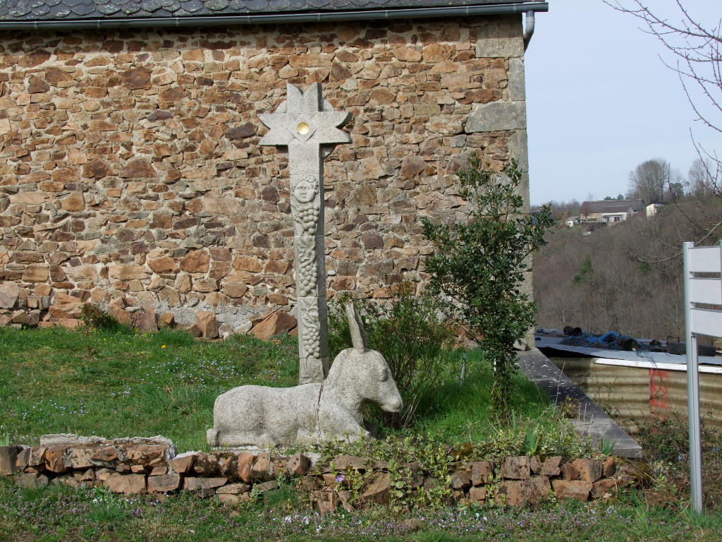 Village sculpté, Lagarde-Marc-la-Tour