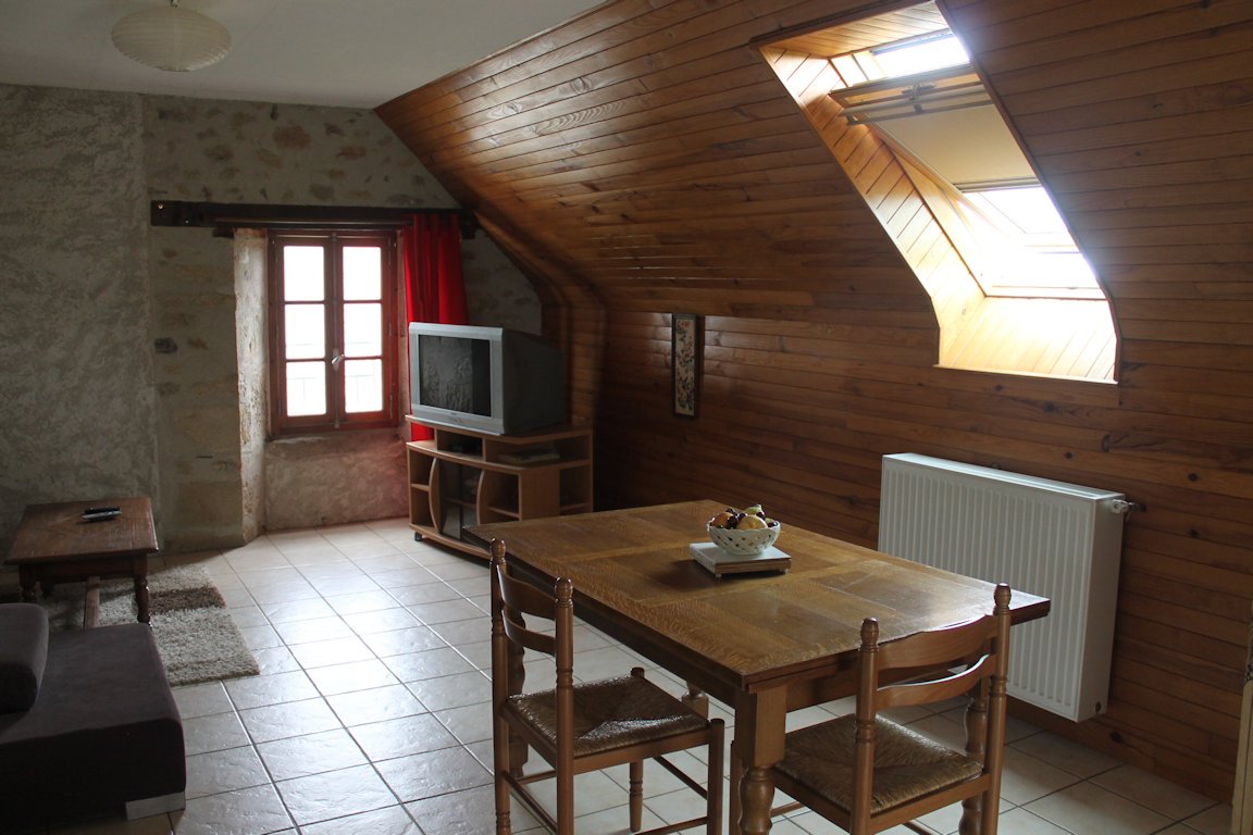 Location Jauilhac - étage, Champagnac-la-Prune - photo 2