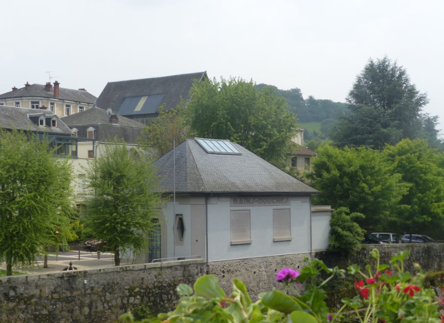 Bains Douches, Bort-les-Orgues - photo 2